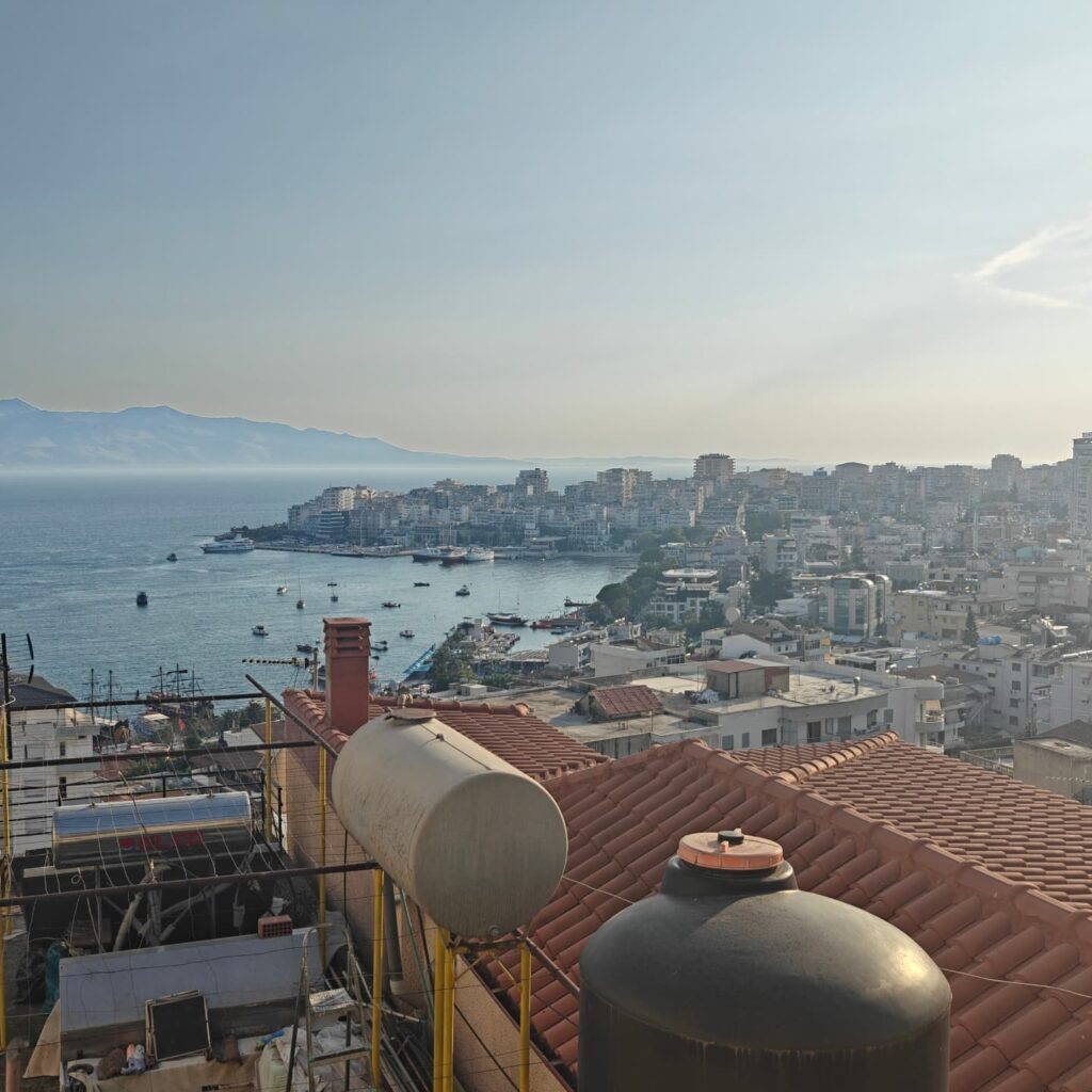 Instagram post from glhdexpreszo. This post is in position 3.