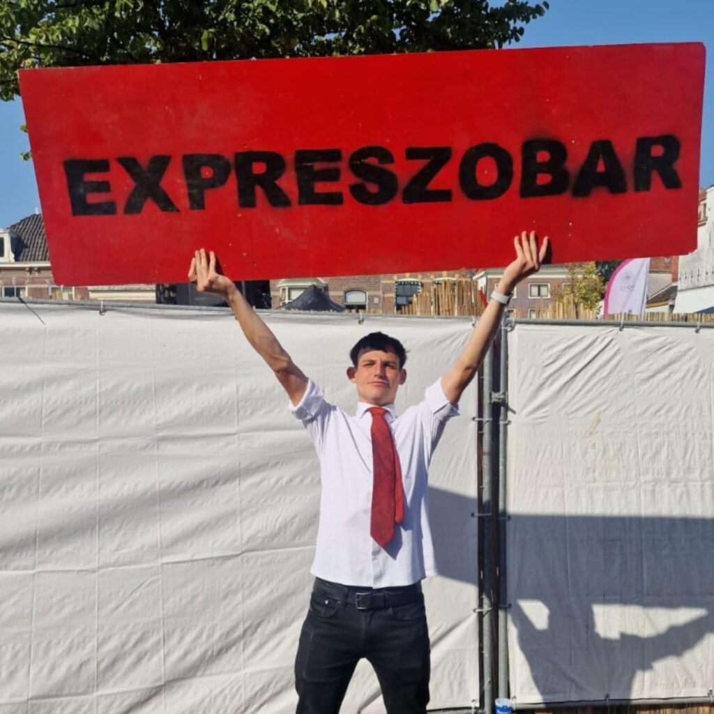 Instagram post from glhdexpreszo. This post is in position 10.