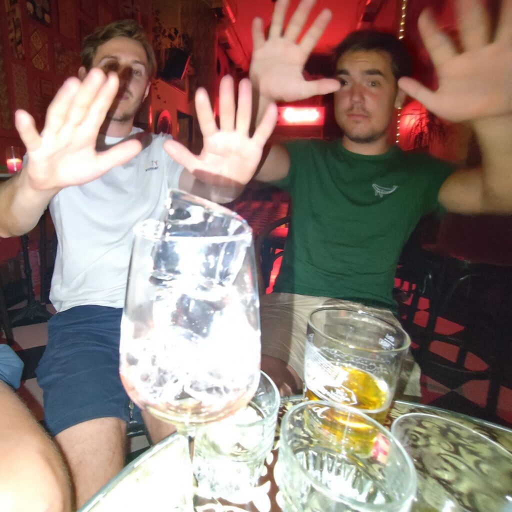 Instagram post from glhdexpreszo. This post is in position 8.