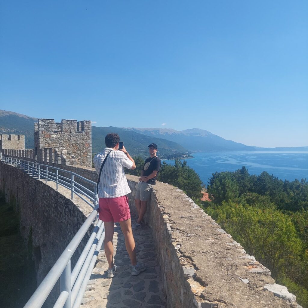 Instagram post from glhdexpreszo. This post is in position 17.