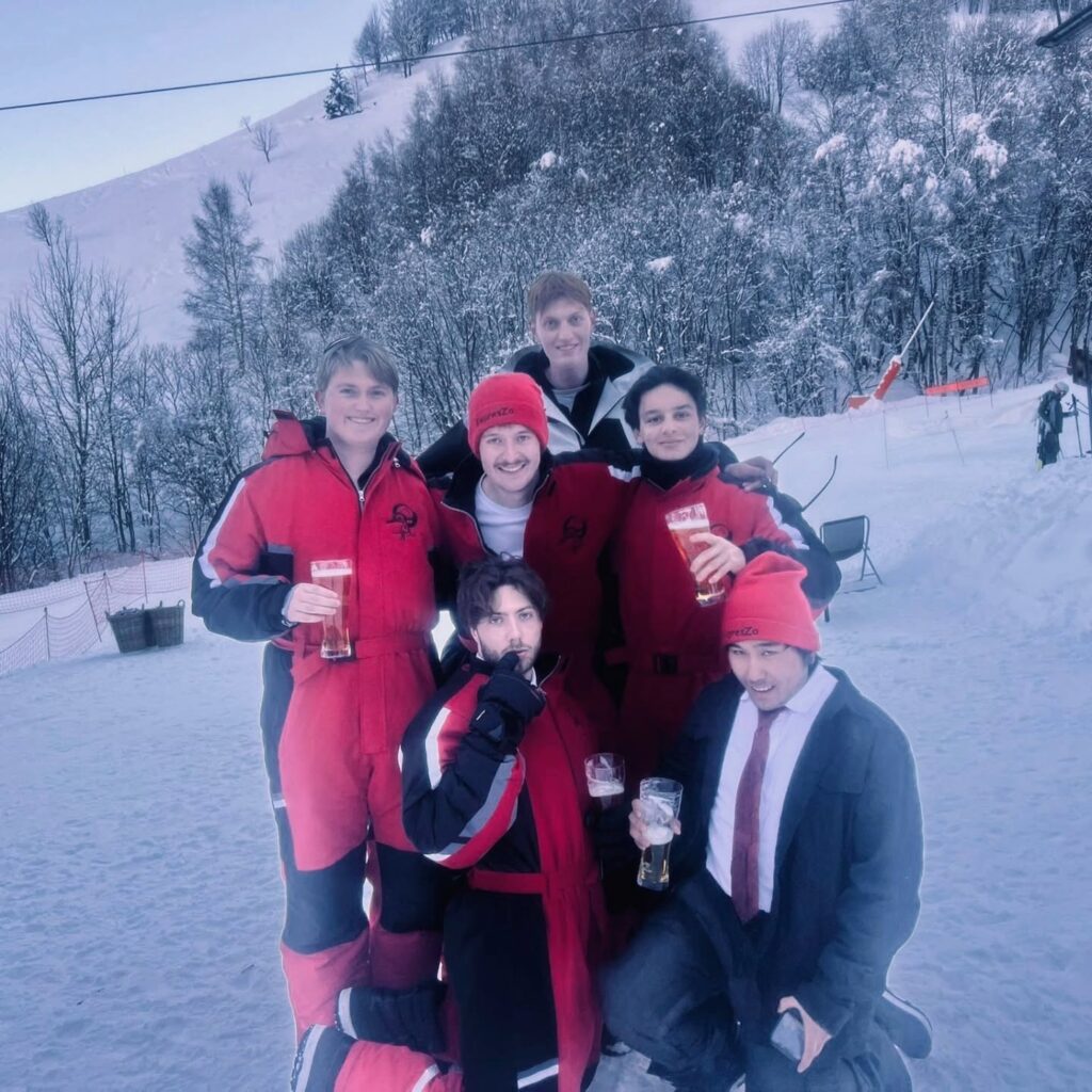 Instagram post from glhdexpreszo. This post is in position 19.