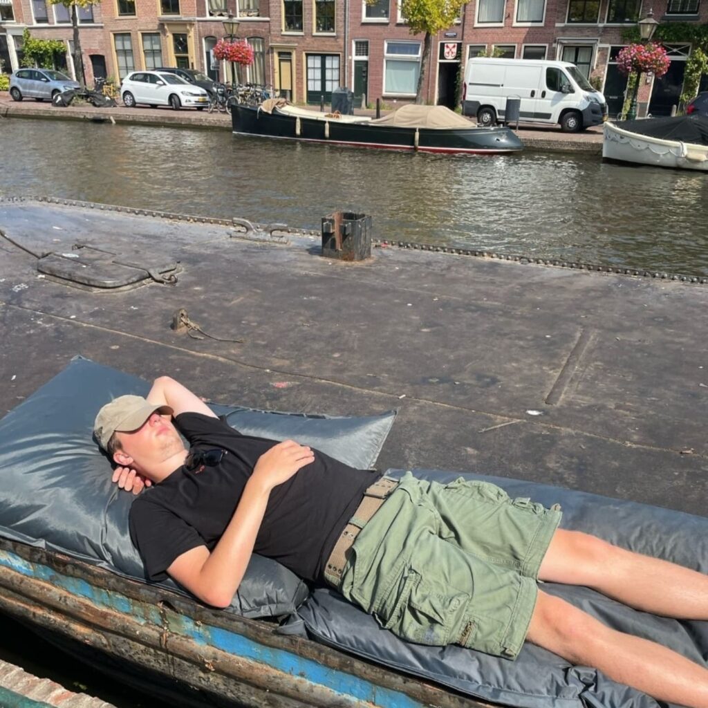 Instagram post from glhdexpreszo. This post is in position 13.