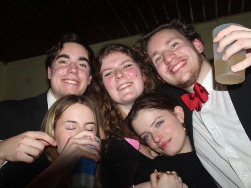 Instagram post from glhdexpreszo. This post is in position 5.