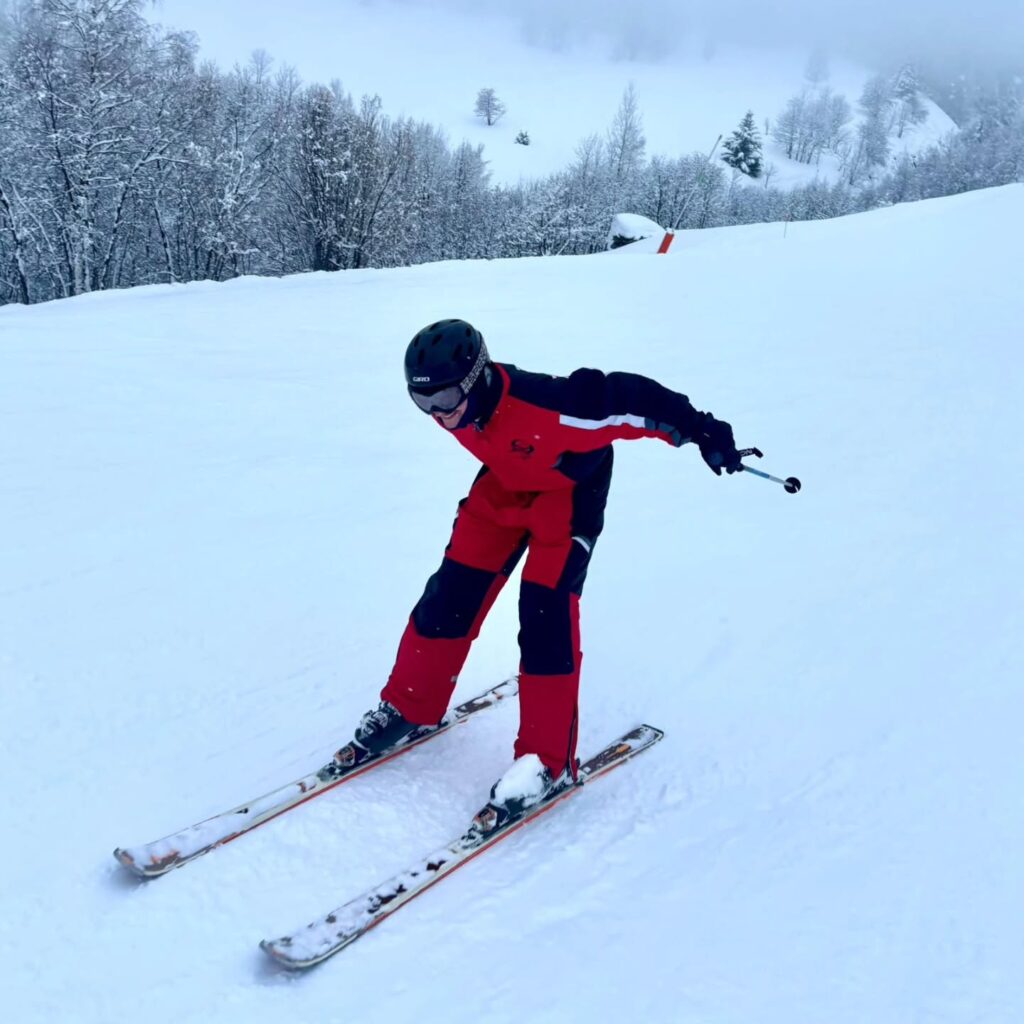 Instagram post from glhdexpreszo. This post is in position 8.