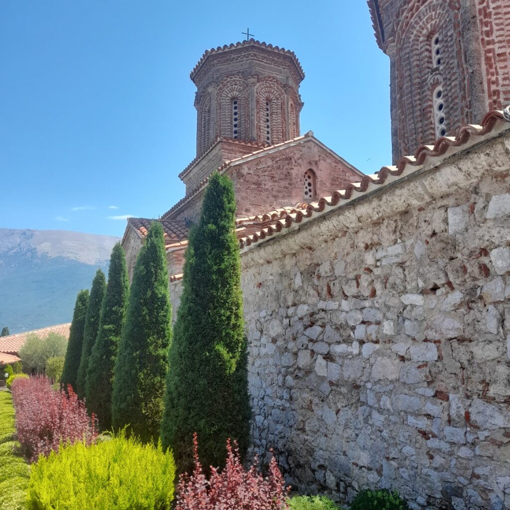 Instagram post from glhdexpreszo. This post is in position 13.