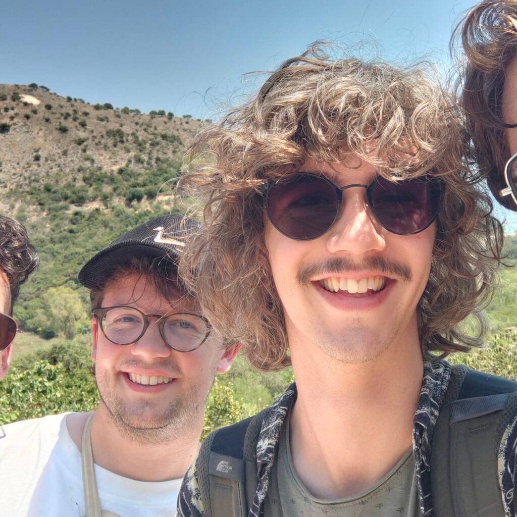 Instagram post from glhdexpreszo. This post is in position 16.